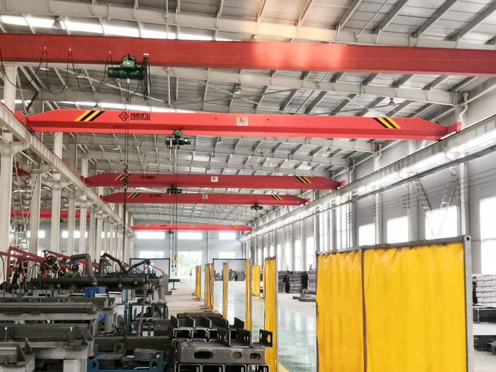 河南礦山起重機(jī)、安陽(yáng)起重機(jī)、LDA型電動(dòng)單梁起重機(jī)廠家報(bào)價(jià)