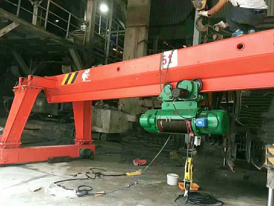 江西上饒龍門吊、行業(yè)專用起重機(jī)、MH型電動(dòng)單梁門式起重機(jī)