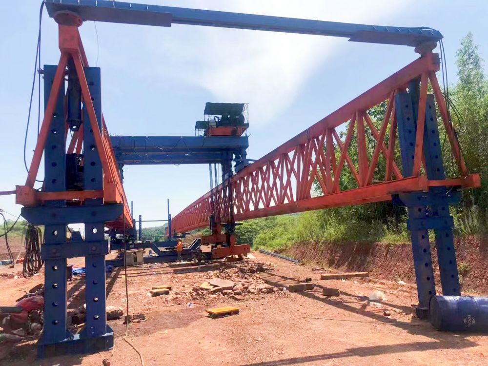 湖南架橋機(jī)、自平衡架橋機(jī)廠家銷售安裝維修