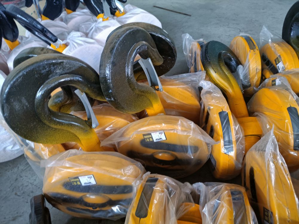 菏澤起重機(jī)械廠家銷售、10噸電動(dòng)葫蘆吊鉤