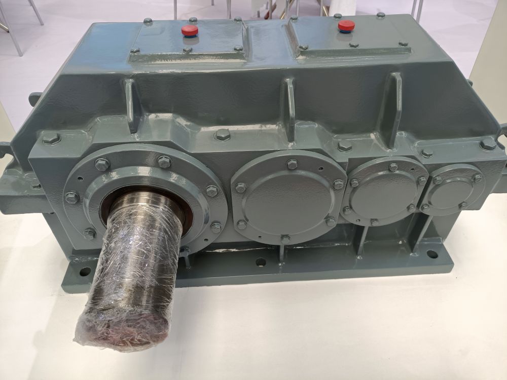 減速機(jī)廠家、起重機(jī)用減速機(jī)型號(hào)規(guī)格、技術(shù)參數(shù)及供貨安裝維修