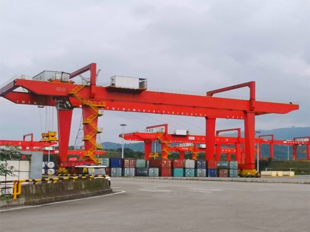 集裝箱門式起重機(jī)、港口門式起重機(jī)、港口集裝箱龍門吊