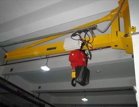 懸臂吊軌道梁安裝前技術(shù)要求