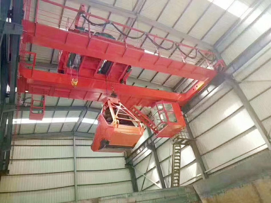 清遠(yuǎn)橋式起重機(jī)、QN型電動(dòng)雙梁吊鉤抓斗兩用起重機(jī)廠家供貨