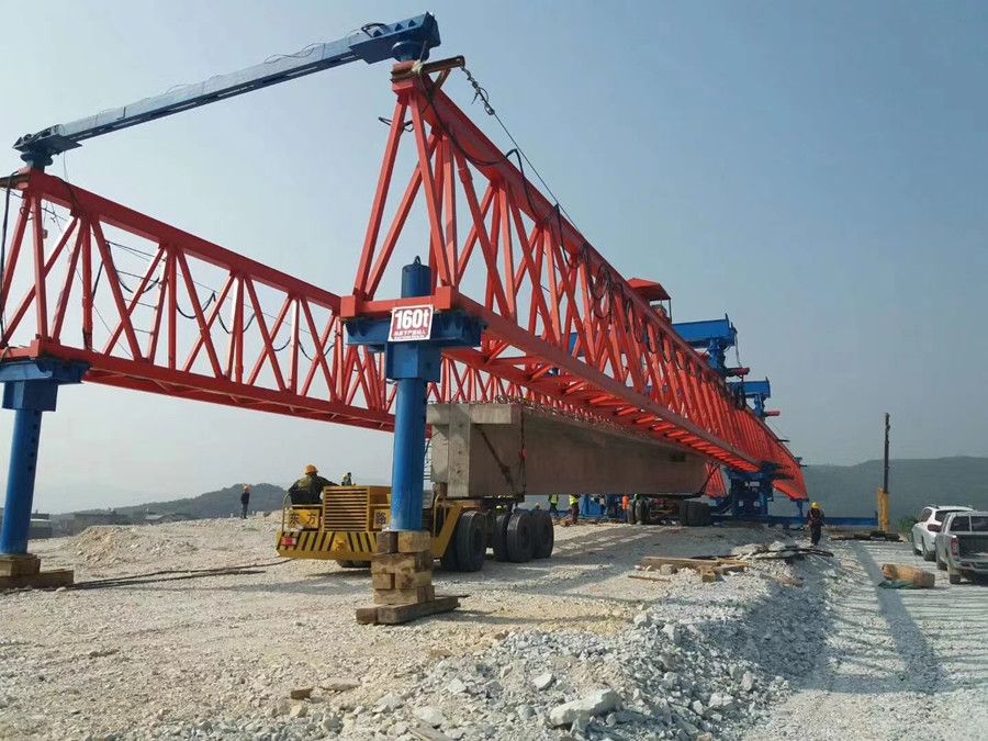 云南架橋機、160噸架橋機設(shè)計制造安裝維修