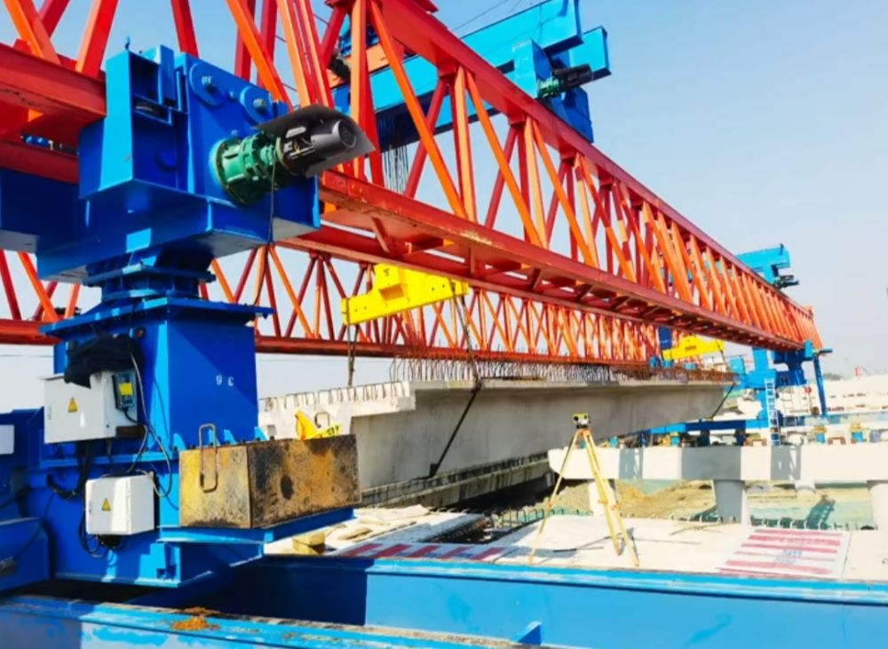 河南架橋機(jī)、公路鐵路高鐵架橋機(jī)型號(hào)、新機(jī)二手租賃廠家、價(jià)格