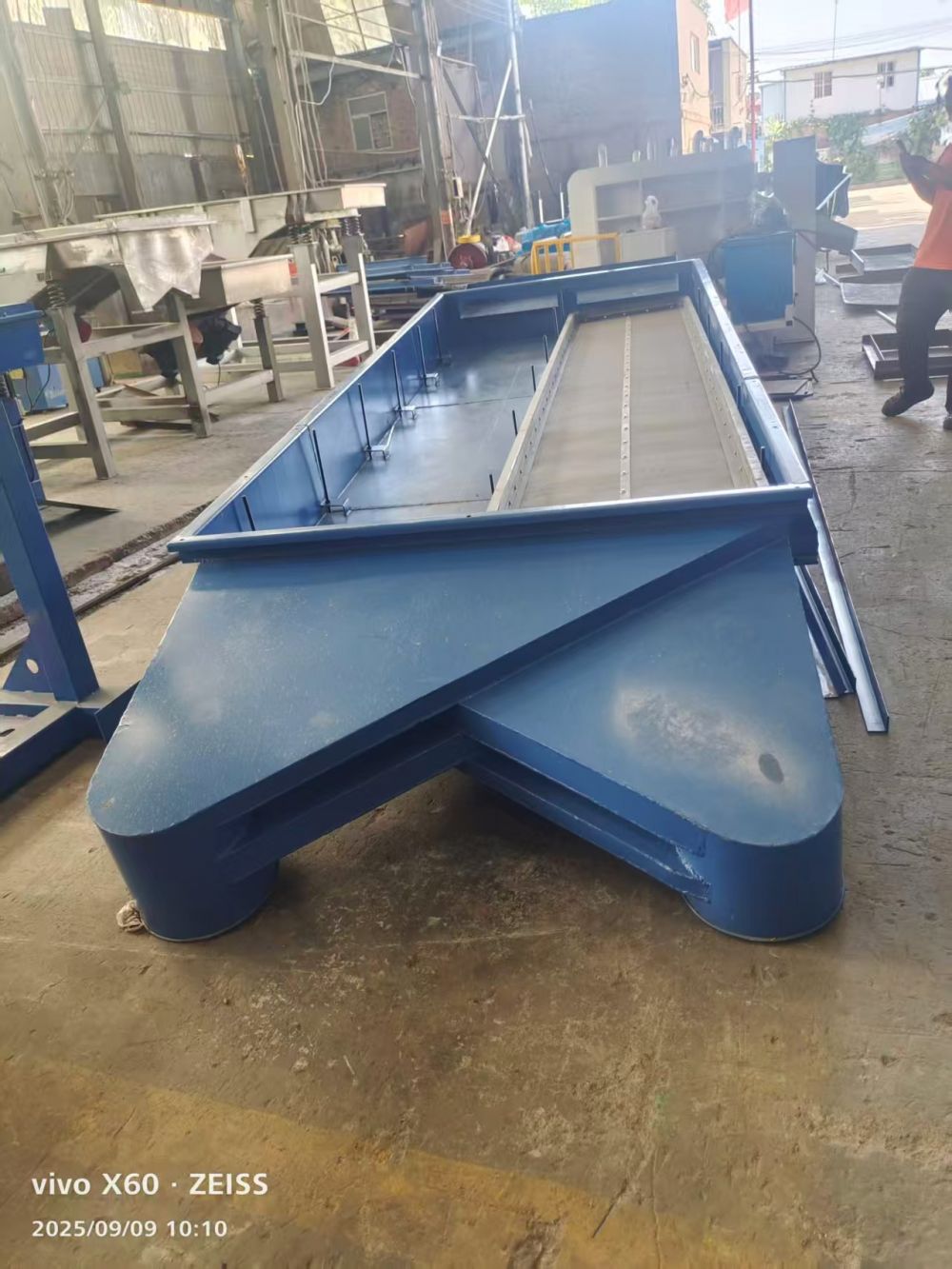 鵬發(fā)機械定制砂石不銹鋼直線篩設備 