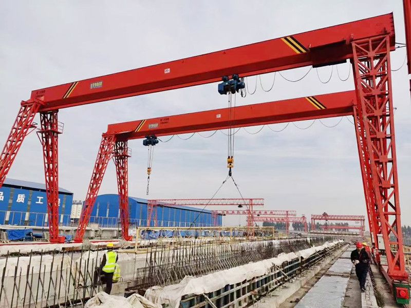 海南門式起重機(jī)，MH型電動(dòng)葫蘆門式起重機(jī)