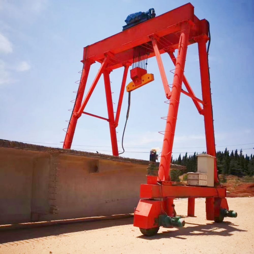 工程門式起重機(jī)、提梁機(jī)、路橋門機(jī)、龍門吊改造安裝、維修維保