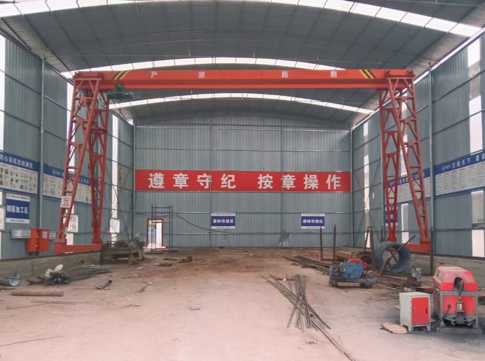 門式起重機(jī)廠家報(bào)價(jià)、龍門吊設(shè)計(jì)制造、安裝維修、租賃出租、搬遷移裝