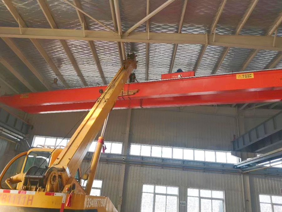 新鄉(xiāng)雙梁起重機(jī)、LH型電動(dòng)葫蘆雙梁起重機(jī)工程