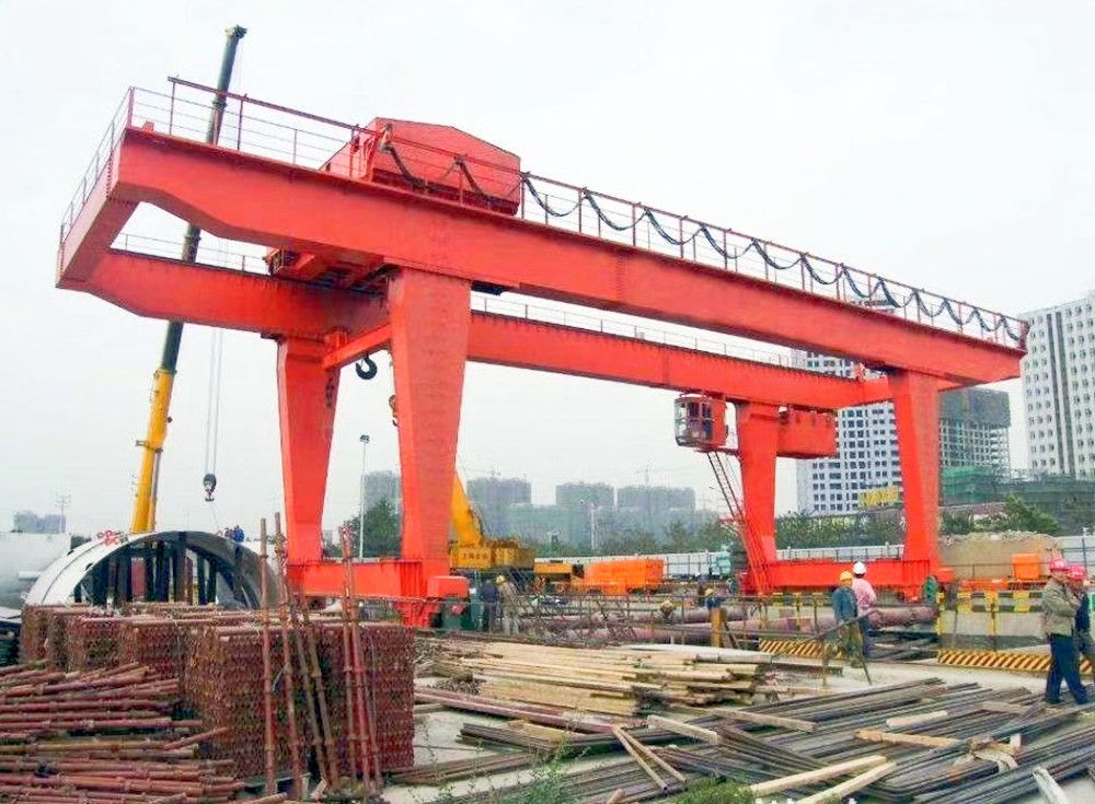 佛山龍門吊、電動雙梁門式起重機廠家銷售安裝維修