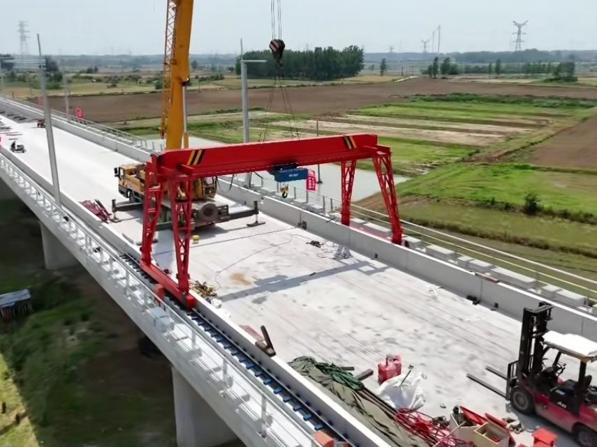 廣東門式起重機(jī)、電動(dòng)單梁龍門吊廠家報(bào)價(jià)