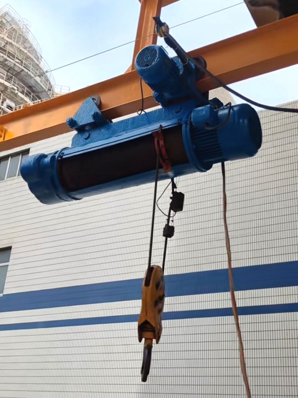 湖北電動(dòng)葫蘆廠家價(jià)格、鋼絲繩電動(dòng)葫蘆型號(hào)規(guī)格、噸位、高度