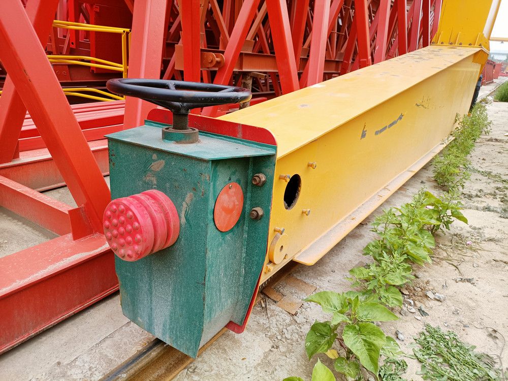 濟南龍門吊防風設(shè)施、盤式夾軌器、液壓防風鐵楔廠家批發(fā)