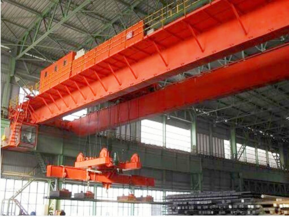 下旋轉伸縮掛梁電磁橋式起重機