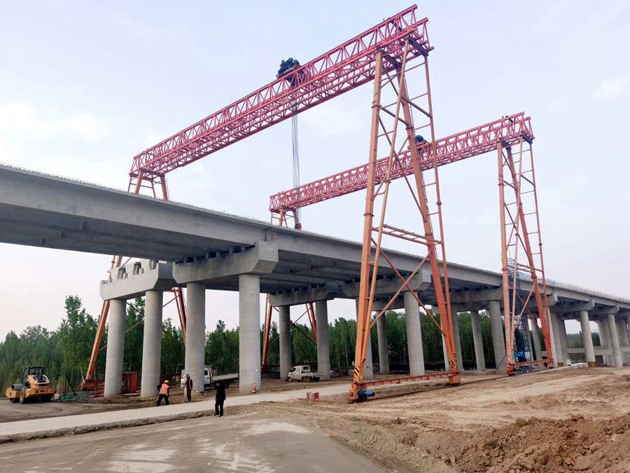 西藏拉薩龍門吊、路橋工程提梁機(jī)、門式起重機(jī)廠家銷售安裝維修