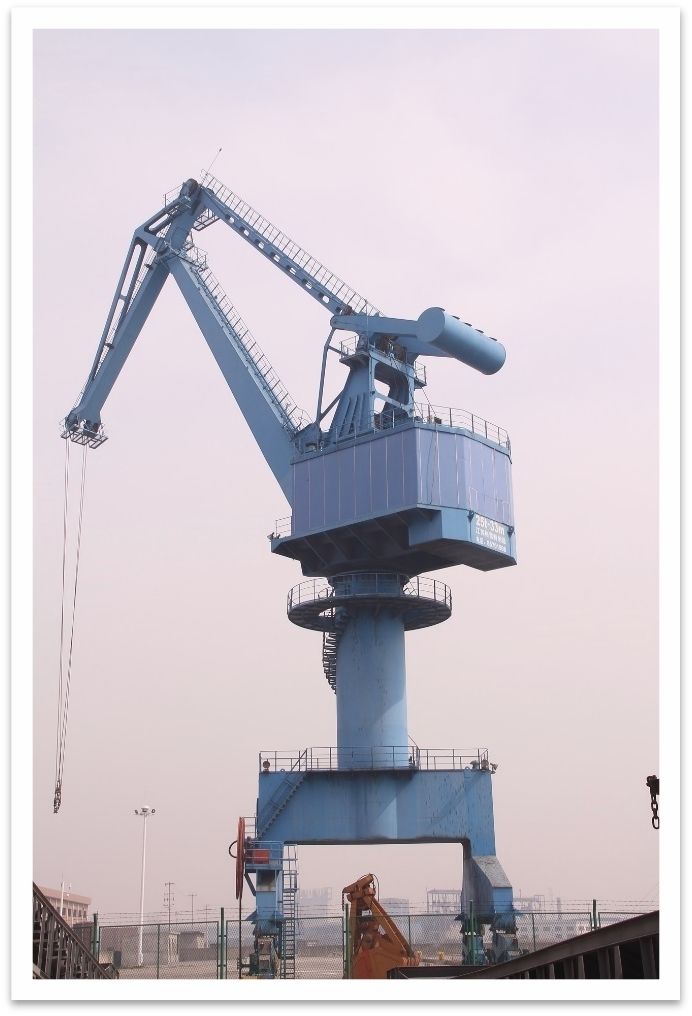 江蘇億達(dá)港口MQ2533門座機(jī)