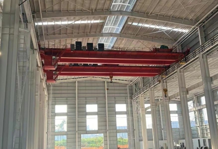 西安市起重機(jī)，國(guó)標(biāo)、歐式生產(chǎn)廠家，電動(dòng)雙梁橋式起重機(jī)