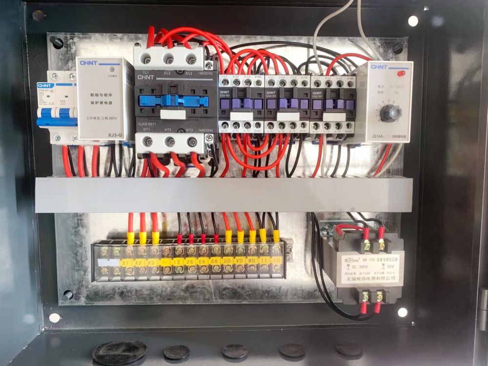 起重電氣柜、電氣箱，高低壓變頻防爆電氣系統(tǒng)廠家定制、安裝改造維修