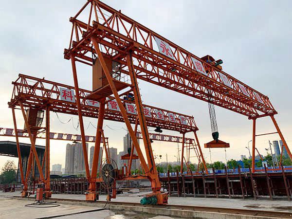 湖北武漢龍門吊租賃 60噸120噸提梁機輪胎式
