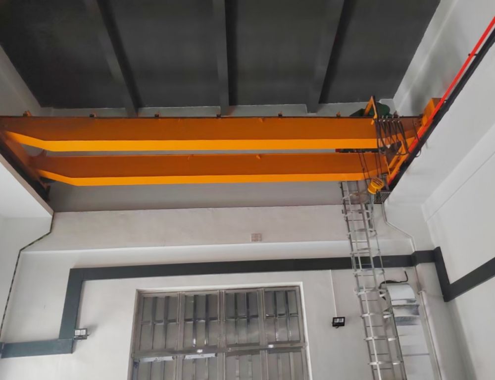 LH型、LHB型防爆、LHE型雙小車電動葫蘆雙梁橋式起重機(jī)、天車、行車