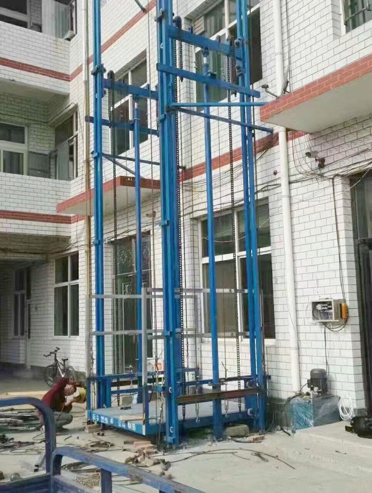 陜西升降機、液壓鏈條導(dǎo)軌式升降機、升降平臺