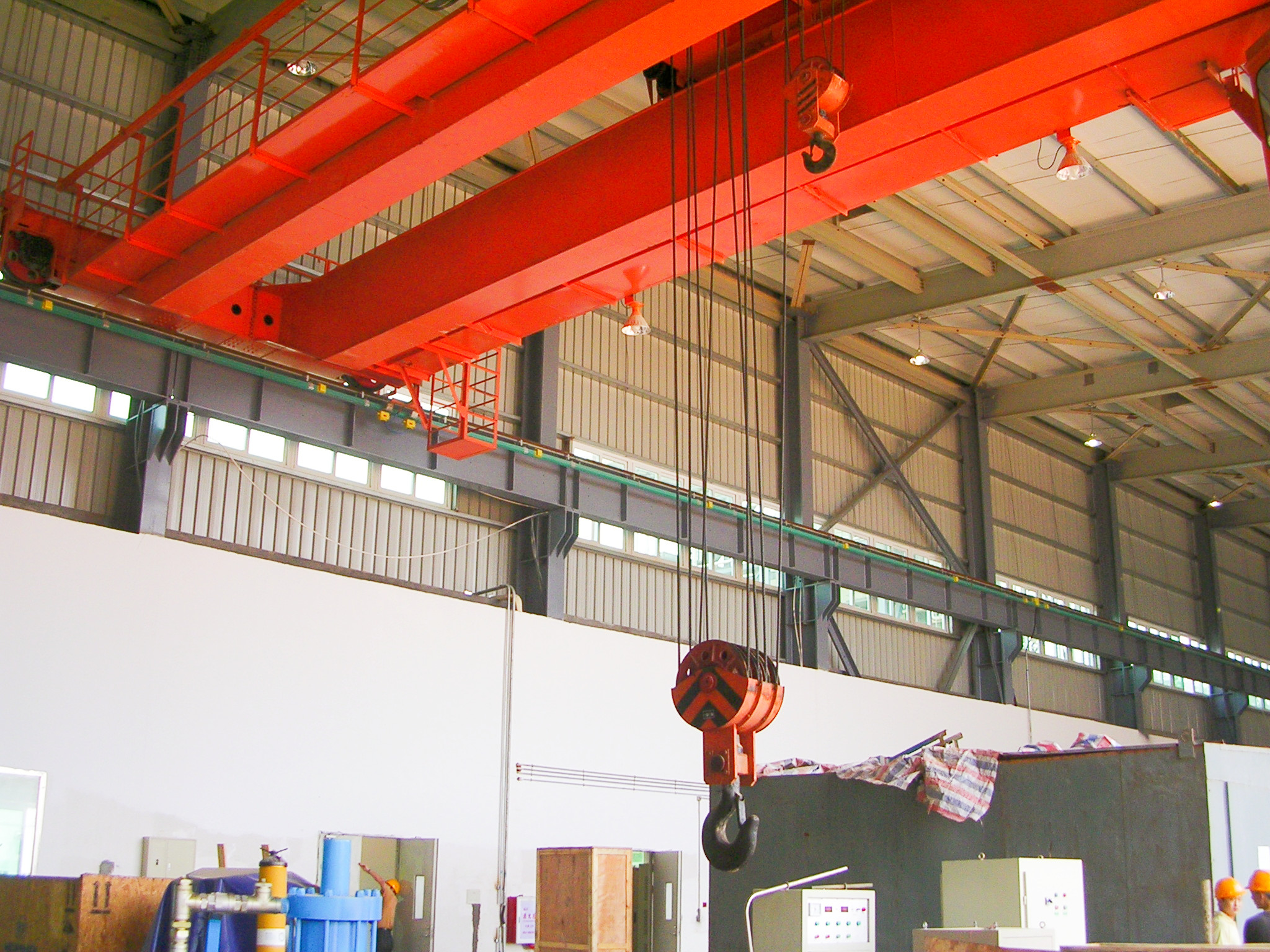 鄭州QD型吊鉤橋式起重機(jī)廠家銷售安裝維修