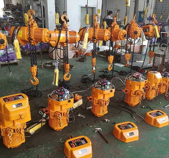 電動(dòng)葫蘆起重機(jī)在潮濕高溫特殊環(huán)境之中如何安全使用？