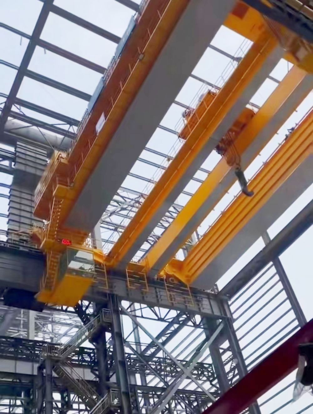 福建冶金吊、四梁鍛造起重機(jī)、YZ/YZS型鑄造橋式起重機(jī)