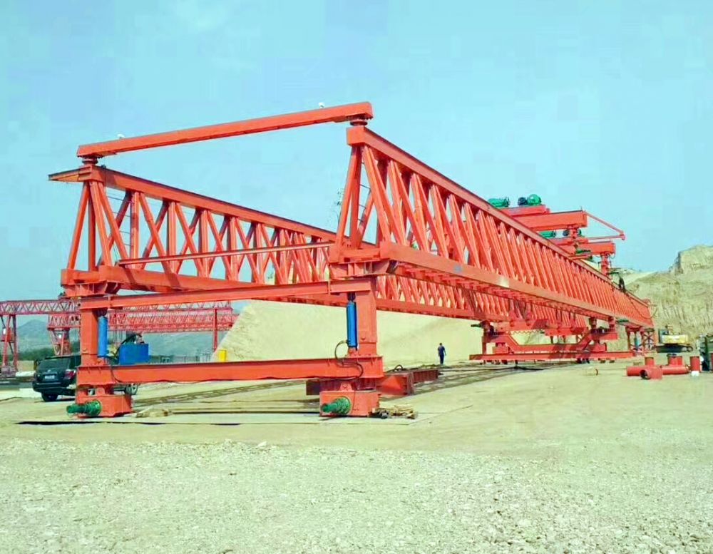 資陽(yáng)架橋機(jī)、架橋機(jī)廠家安裝維修、新東方架橋機(jī)、路橋門機(jī)