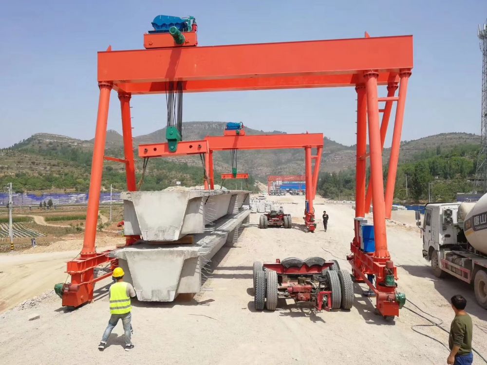 高鐵架橋機(jī)  提梁機(jī)  偏掛門(mén)式起重機(jī)  水工起重機(jī) 廠家