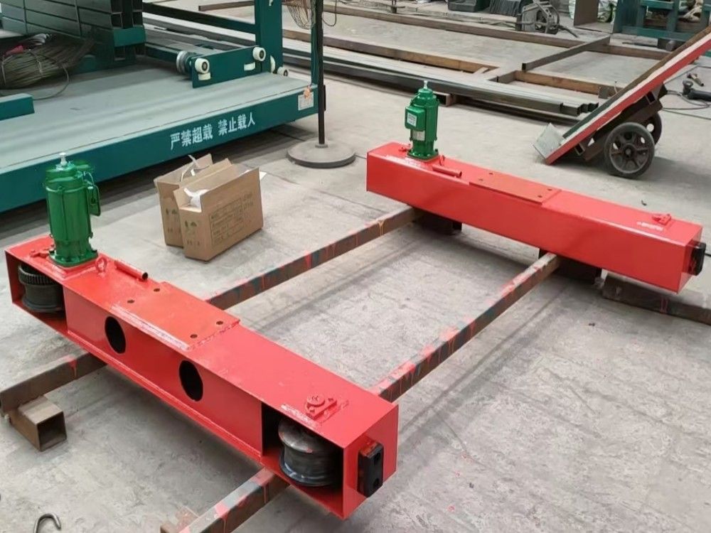 起重機(jī)端梁、天車/吊機(jī)端梁、大車運行機(jī)構(gòu)車輪組廠家批發(fā)