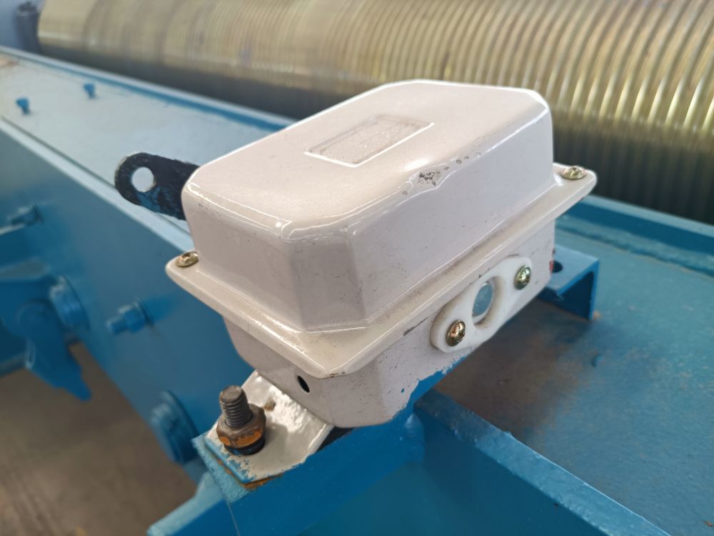 鷹潭起重電氣、重錘限位器、行程開關(guān)廠家批發(fā)