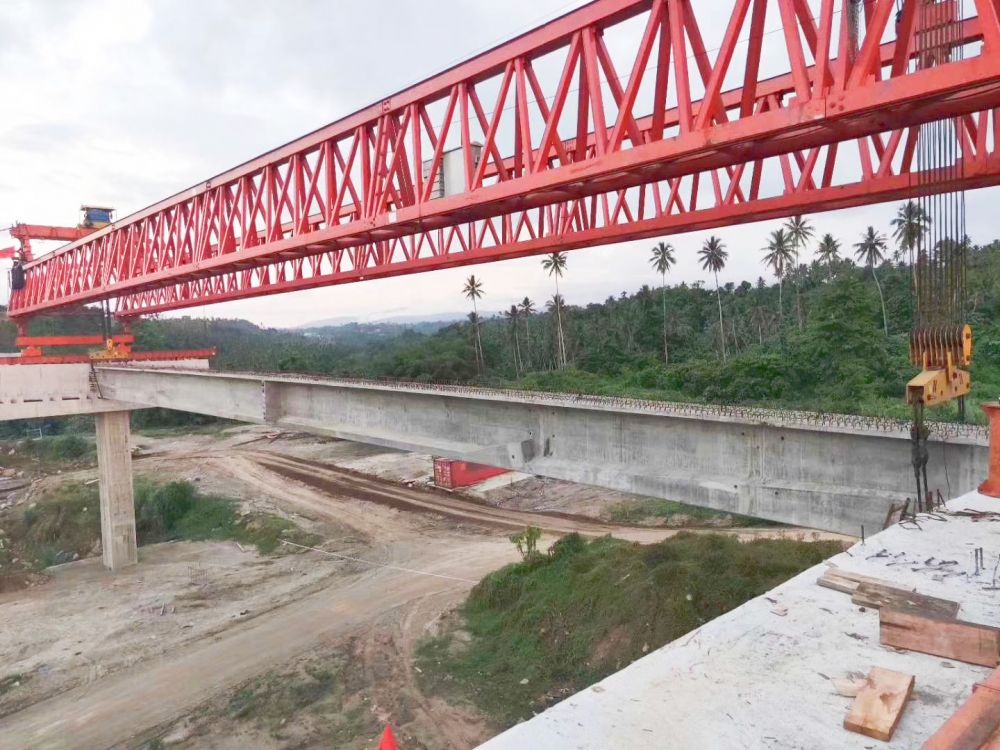 架橋機(jī)設(shè)計(jì)制造、架橋機(jī)供貨安裝維修、公路鐵路架橋機(jī)租賃出租