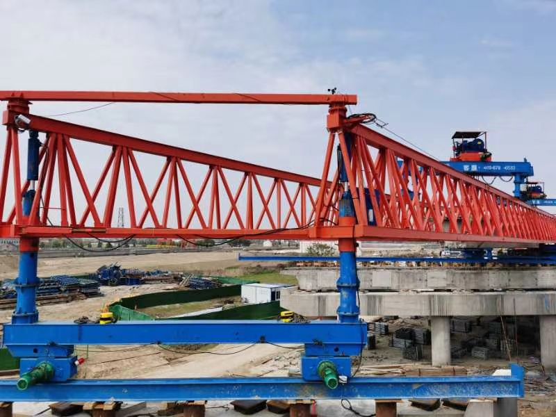 路橋起重機械、架橋機系列產(chǎn)品