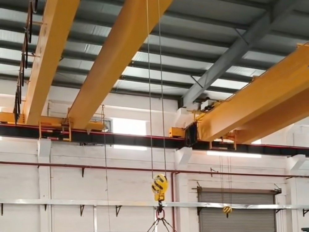 臨沂起重機(jī)、LH型/LHE型電動(dòng)雙梁橋式起重機(jī)生產(chǎn)制造、安裝維修