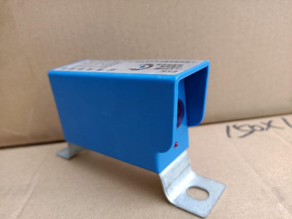 河南起重電氣、安全防護(hù)電氣、紅外線感應(yīng)行程開關(guān)批發(fā)