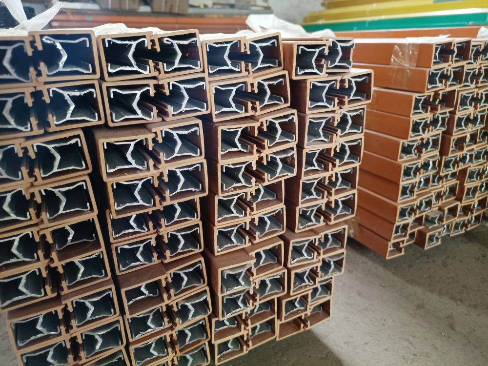 四川滑導線、攀枝花滑觸線、單極鋁滑觸線廠家批發(fā)