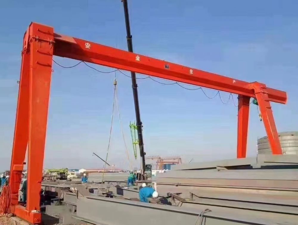 廣東龍門(mén)吊廠家品牌價(jià)格、MH型電動(dòng)單梁門(mén)式起重機(jī)