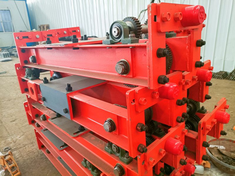 河南歐式懸掛起重機(jī)端梁、懸掛起重機(jī)梁頭廠家批發(fā)