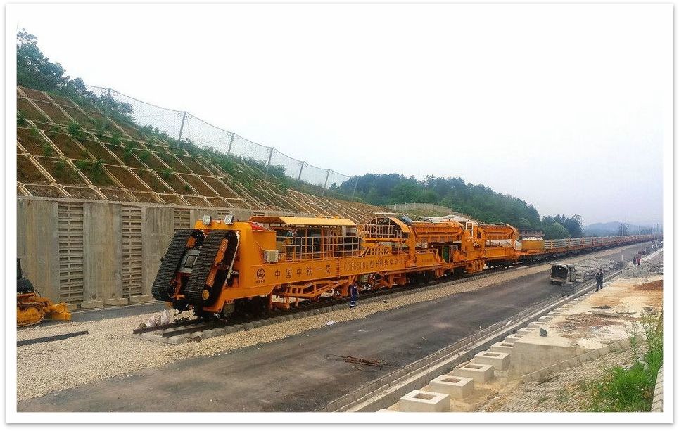 中鐵科工CCPG500A鋪軌機