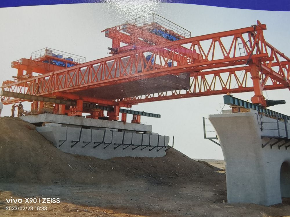 高鐵架橋機  提梁機  偏掛門式起重機  水工起重機 廠家