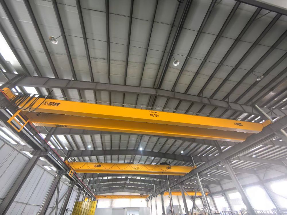 江西贛州電動葫蘆橋式起重機、葫蘆雙天車、吊機、行車