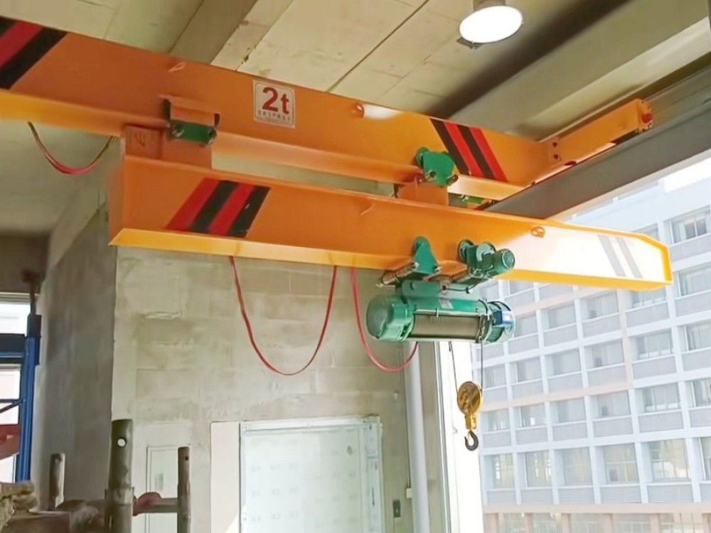 電動(dòng)過(guò)軌單梁起重機(jī) (1)