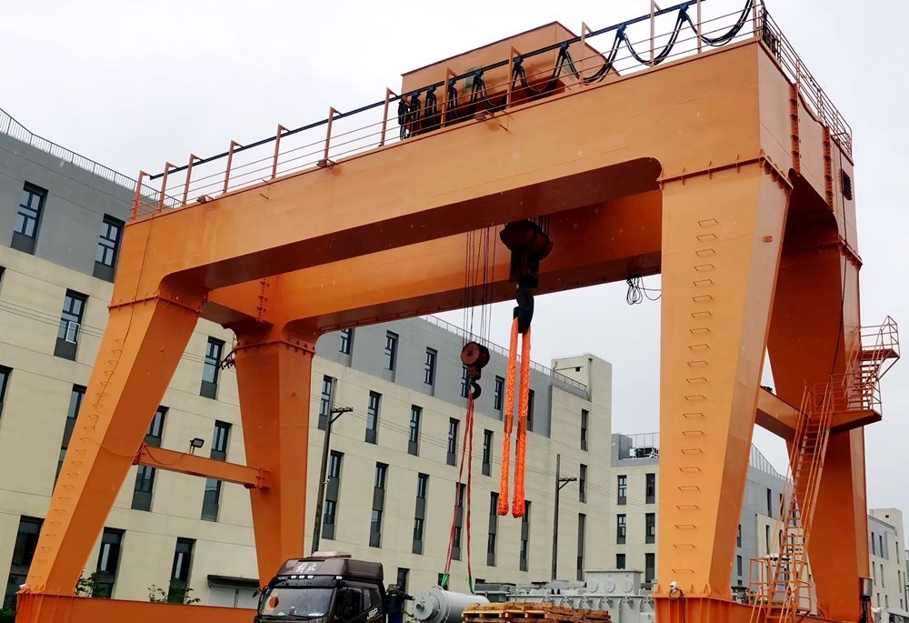 A型雙梁吊鉤門式起重機