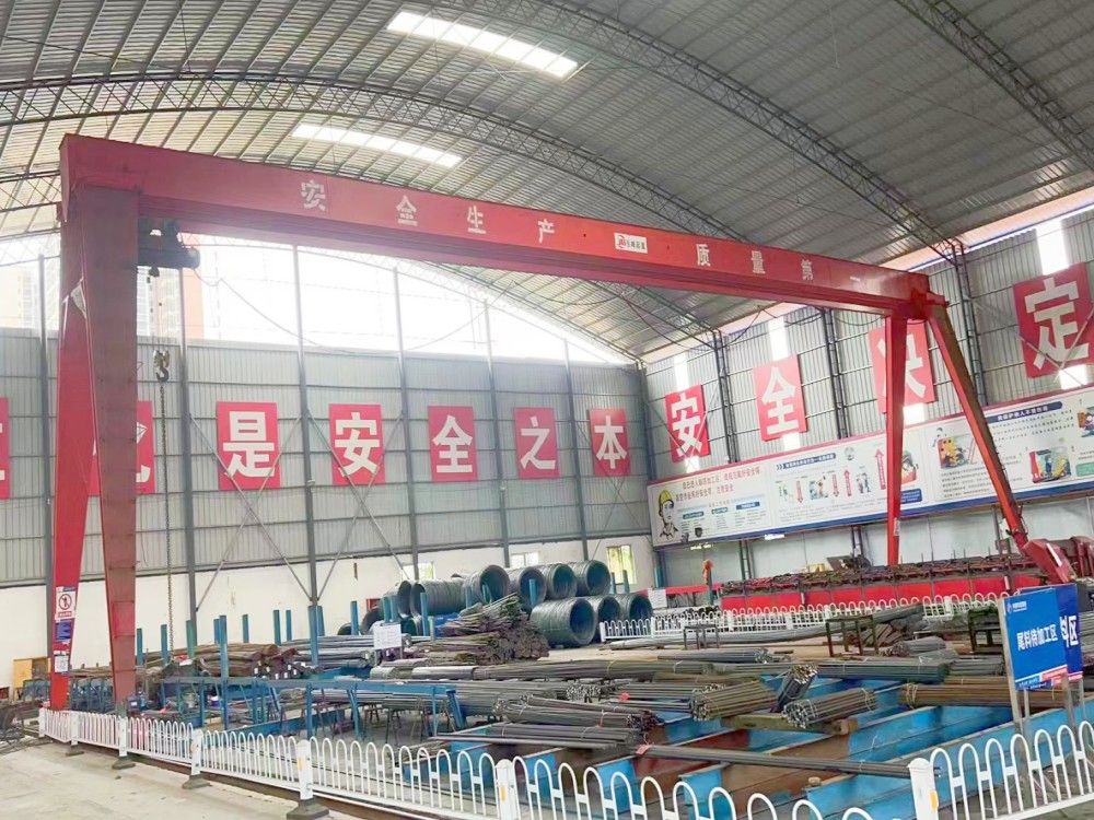 龍門吊廠家品牌、MH型電動(dòng)單梁門式起重機(jī)制造、安裝維修