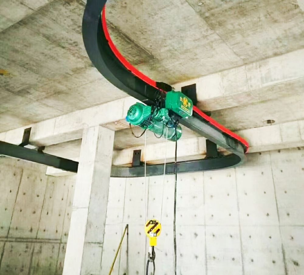 1、3、4、5、6極(P)無(wú)接縫滑觸線、河南寶鼎滑導(dǎo)電器廠家批發(fā)