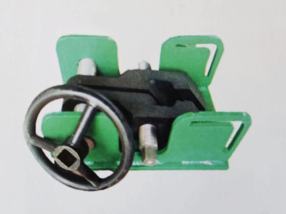 簡易型翻板夾軌器 簡易型翻板夾軌器