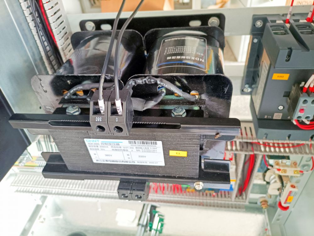 起重機(jī)高低壓電氣控制柜、電氣箱型號、參數(shù)、廠家供貨、安裝維修改造